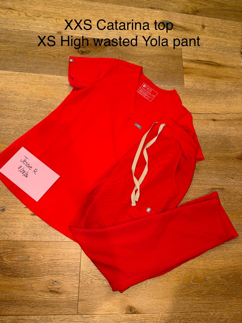 Figs Red Set